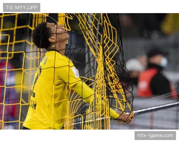 莱万每天凌晨四点起床练射门，家里冰箱贴全是对手后卫照片